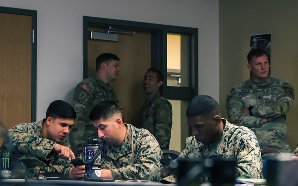 Applying the ATAK App: 10th HRF builds 'common operating picture' through joint training