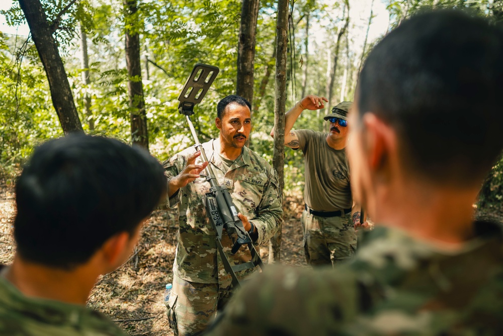 Super Garuda Shield 2024 1SFG(A) Participate in Combined and Joint Exercise in East Java, Indonesia