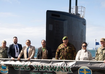USS Hawaii Conducts Distinguished International Guest Tours At HMAS Stirling