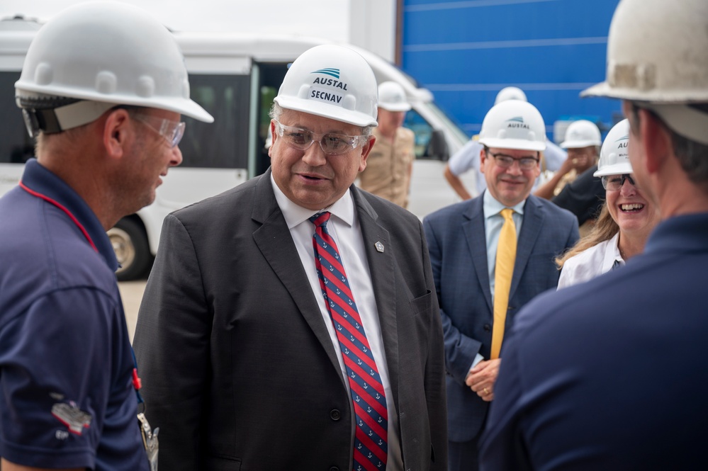 SECNAV Visits Austal USA