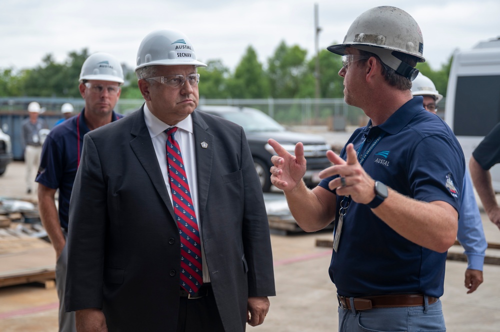 SECNAV Visits Austal USA