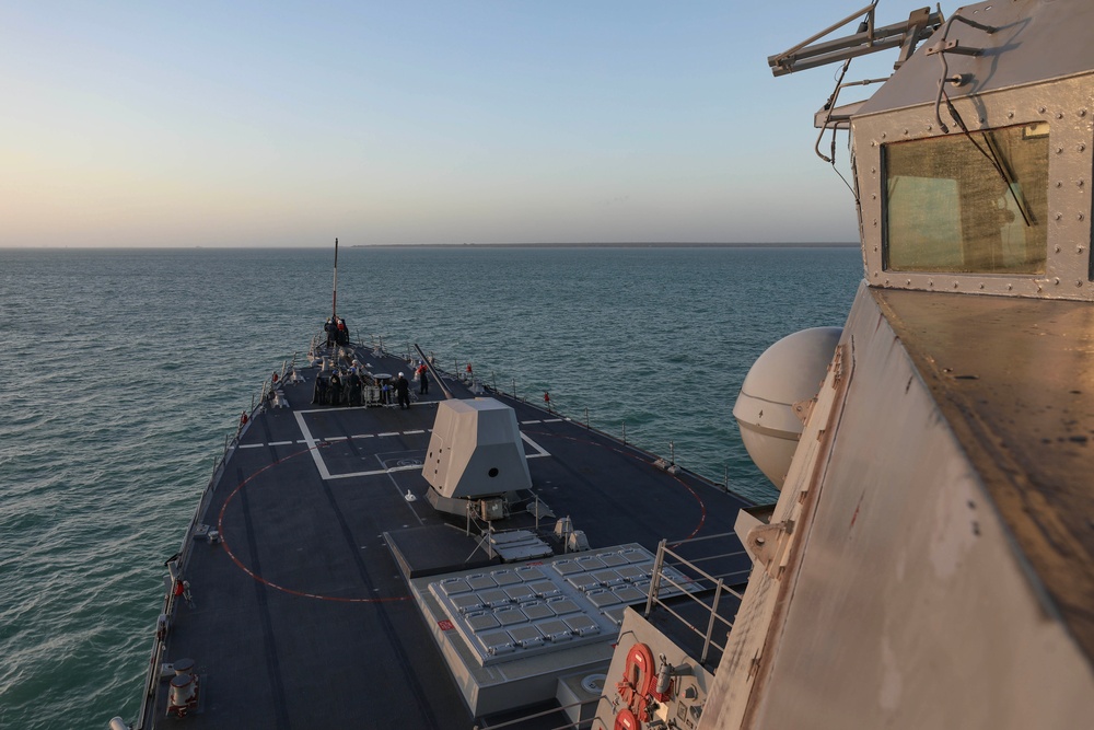 USS Dewey (DDG 105) Arrives in Darwin, Australia