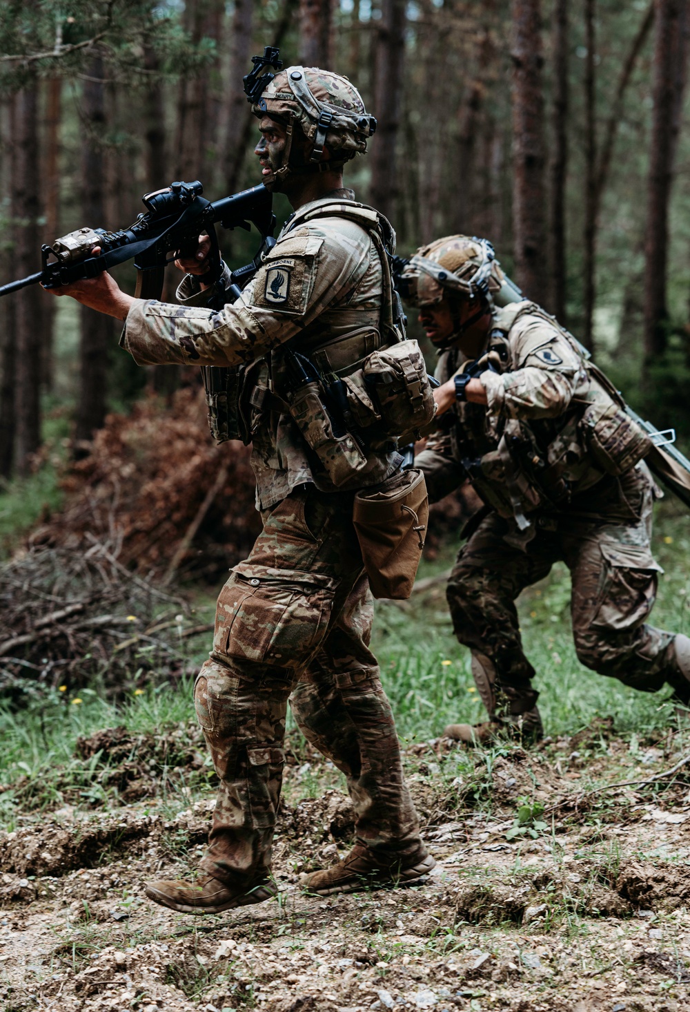 Soldiers Hold Their Ground During Saber Junction Exercise