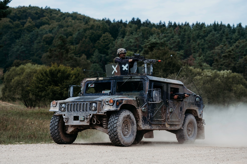 Soldiers Hold Their Ground During Saber Junction Exercise