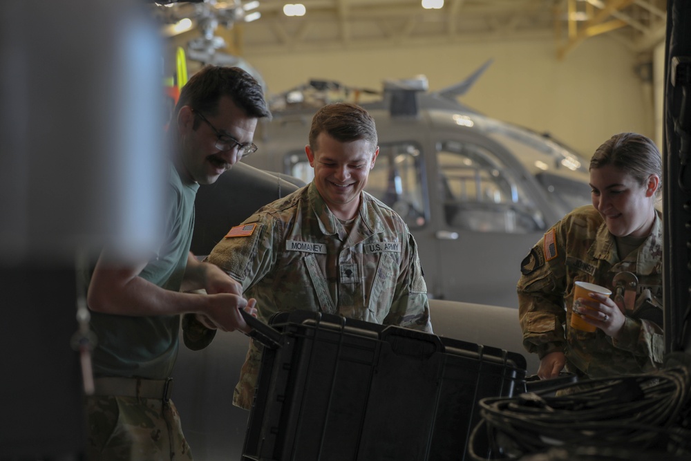 New Hampshire Army National Guard Hosts Air Crew Academy