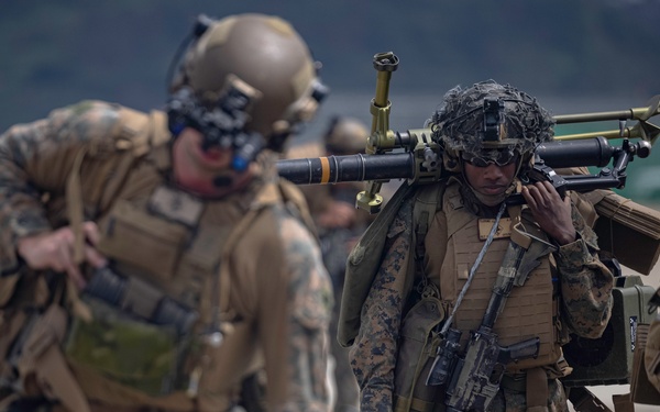 SY 24 | BLT 1/4 arrives for Ssang Yong 24