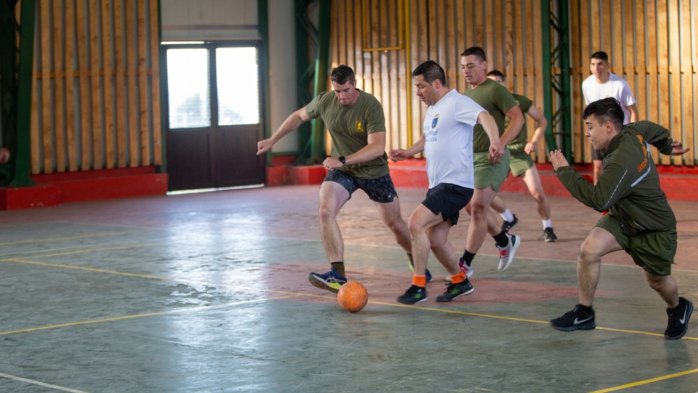 Chilean, U.S. Marines hold friendly competition during UNITAS LXV