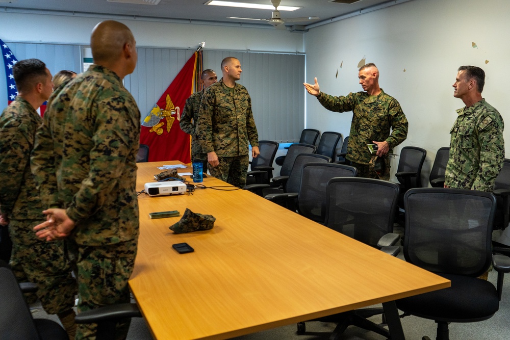 MRF-D 24.3: USINDOPACOM Fleet Master Chief David Isom visits Marines, Sailors in Darwin