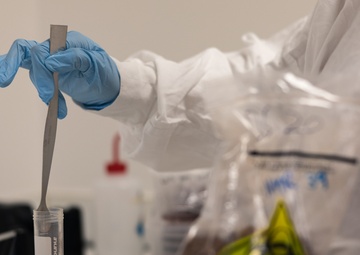 MRF-D 24.3: U.S. Navy medical personnel visit the Menzies School of Health Research