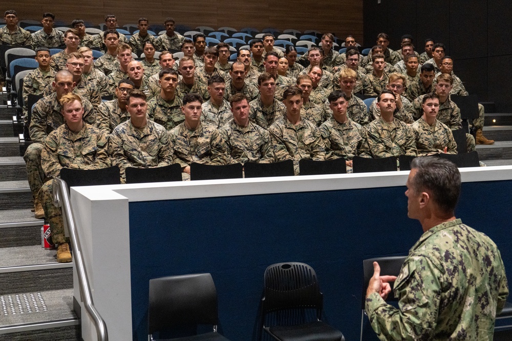 MRF-D 24.3: USINDOPACOM Fleet Master Chief David Isom visits Marines, Sailors in Darwin