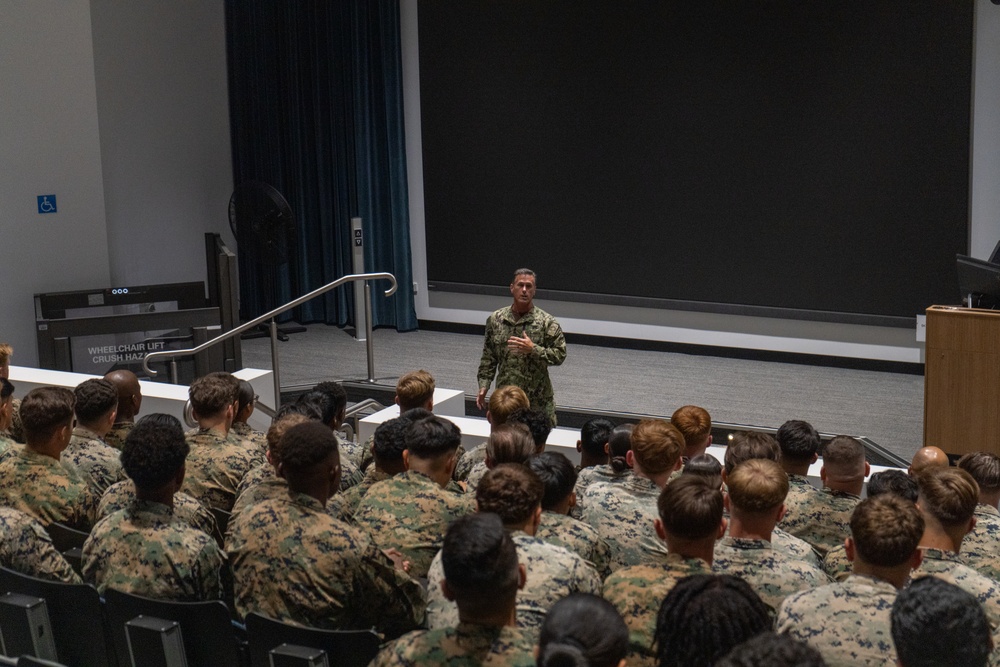 MRF-D 24.3: USINDOPACOM Fleet Master Chief David Isom visits Marines, Sailors in Darwin