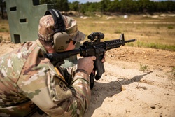 Recruiting and Retention Battalion Qualifies Their Weapons [Image 63 of 67]