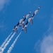 Air Force Thunderbirds thrill at Oregon International Air Show