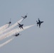 Air Force Thunderbirds thrill at Oregon International Air Show