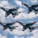 Air Force Thunderbirds thrill at Oregon International Air Show