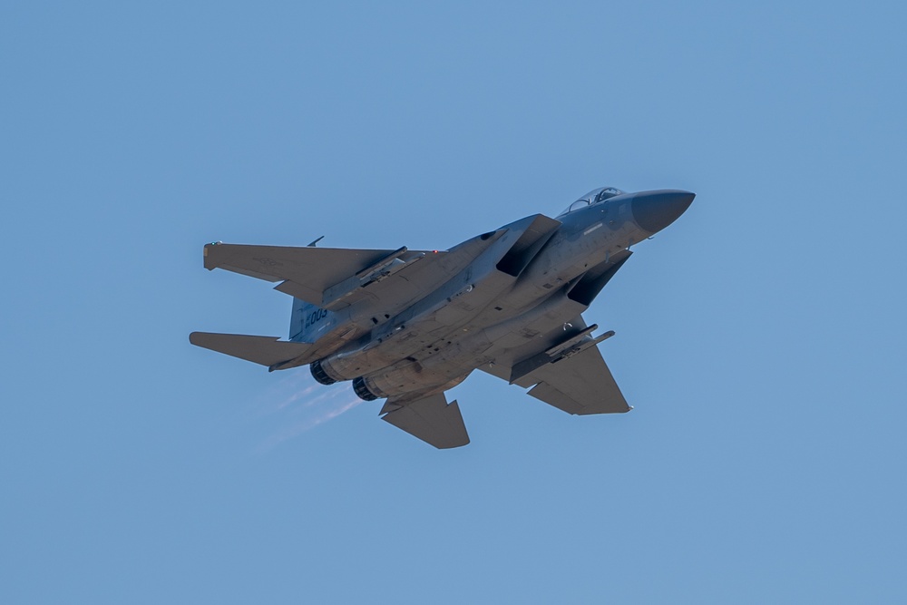 The 142nd Wing participates in the Oregon International Air Show