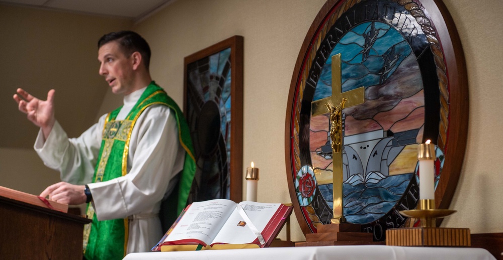 Chaplain Delivers Sermon Aboard Theodore Roosevelt