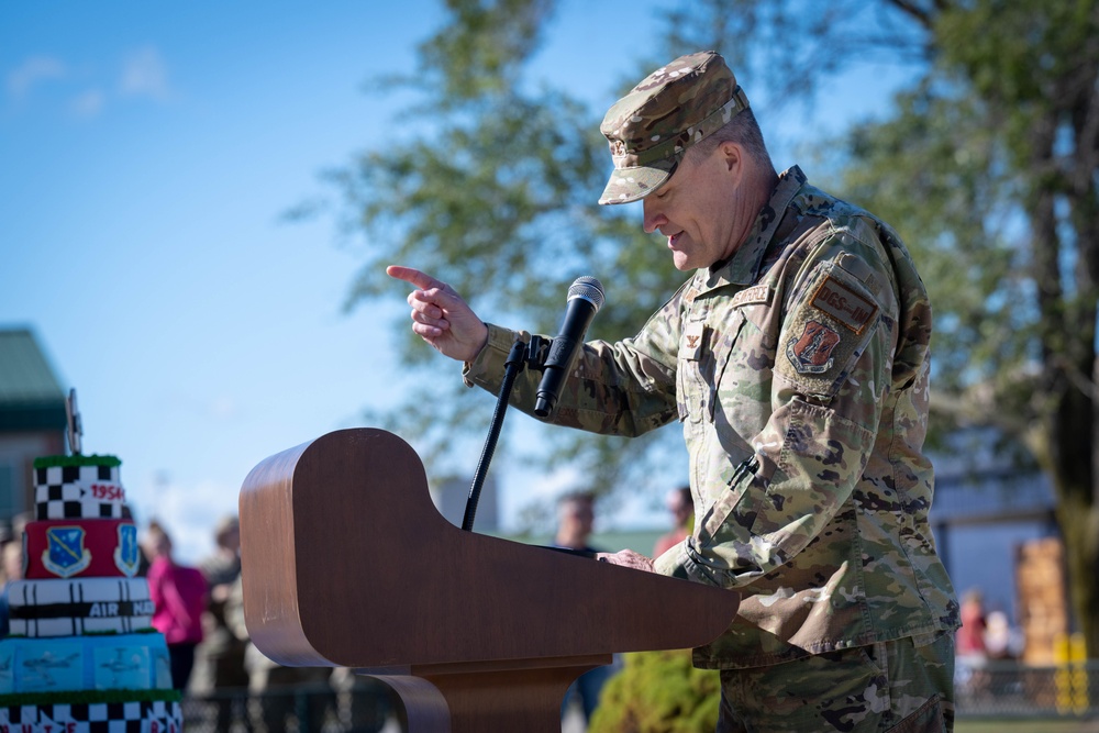 181st IW 70th anniversary and family day