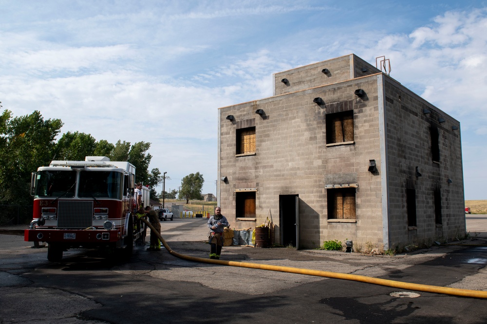 419th CE Fire Flight conducts structural live fire training