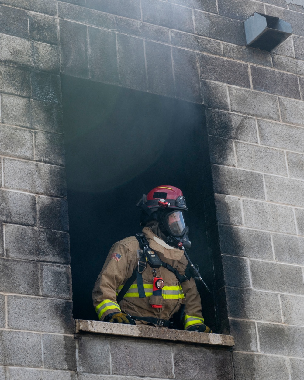 419th CE Fire Flight conducts structural live fire training