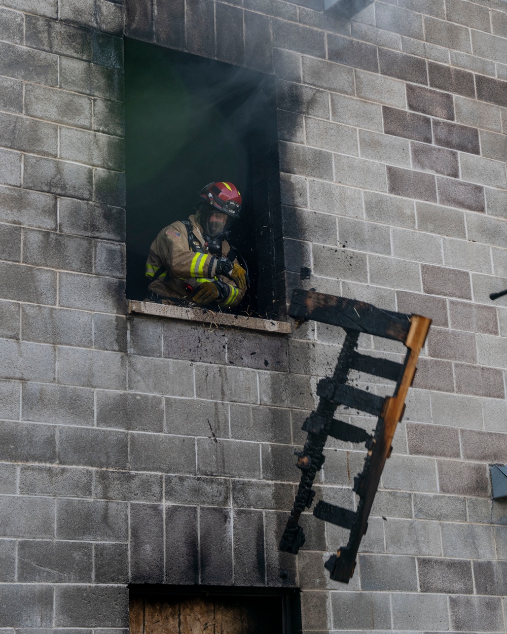 419th CE Fire Flight conducts structural live fire training