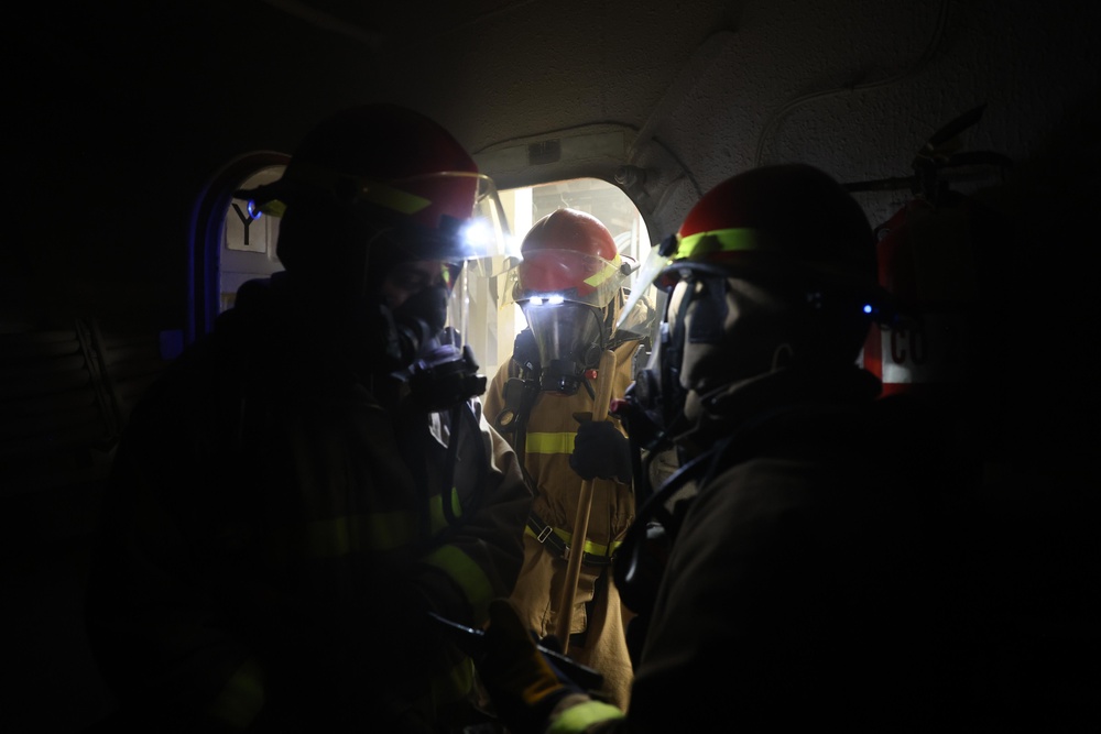 USS Arleigh Burke Conducts Damage Control Drills