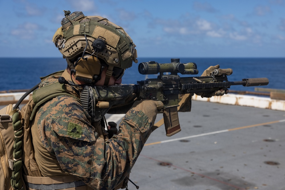 31st MEU conducts live-fire Deck Shoot