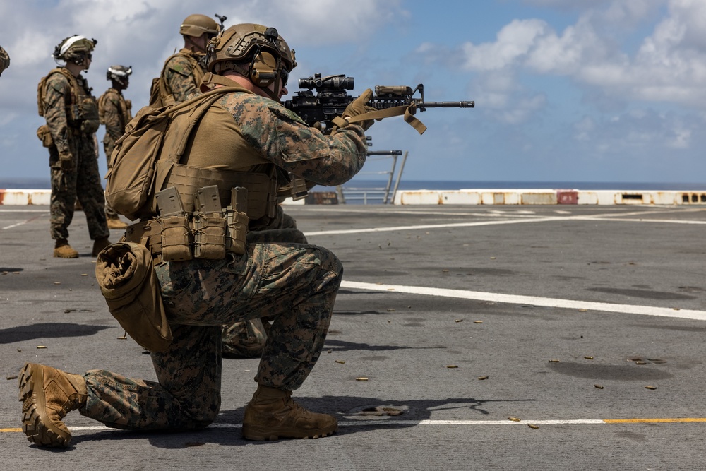 31st MEU conducts live-fire Deck Shoot