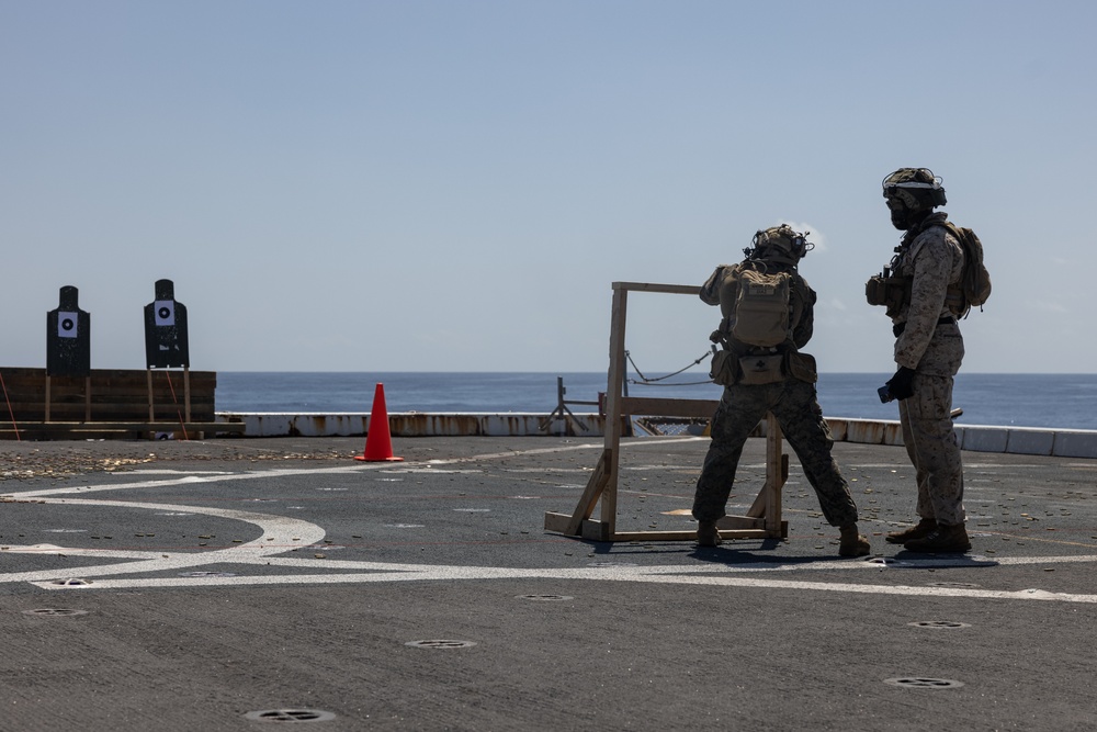 31st MEU conducts live-fire Deck Shoot