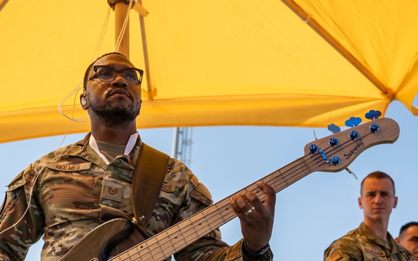 U.S. Air Force kicks off day 1 of the Egypt International Airshow