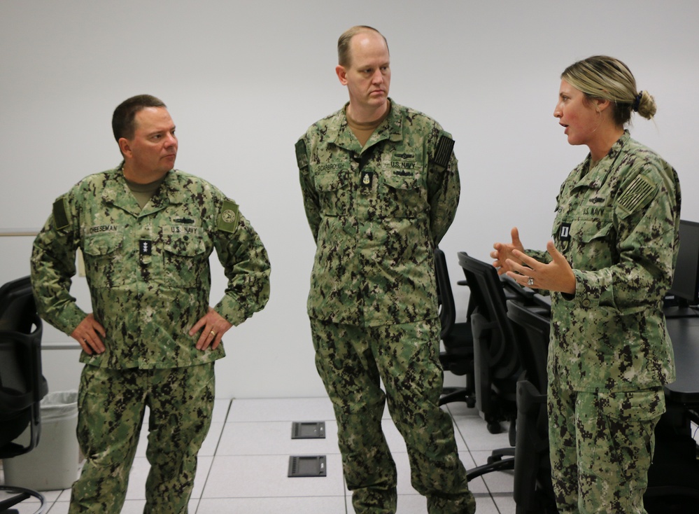 Chief of naval personnel visits IWTC San Diego