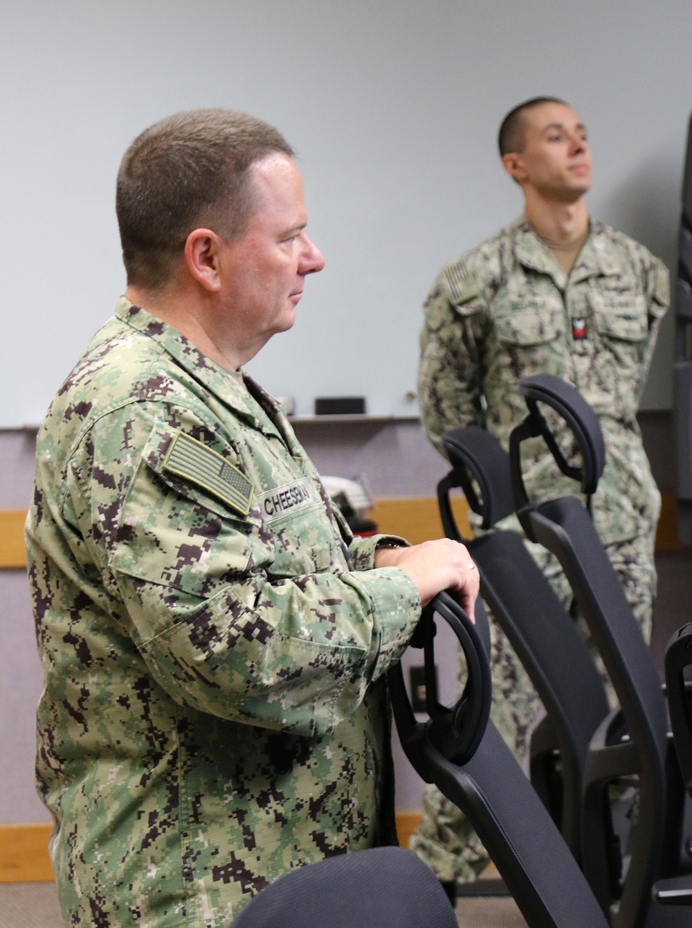 Chief of naval personnel visits IWTC San Diego