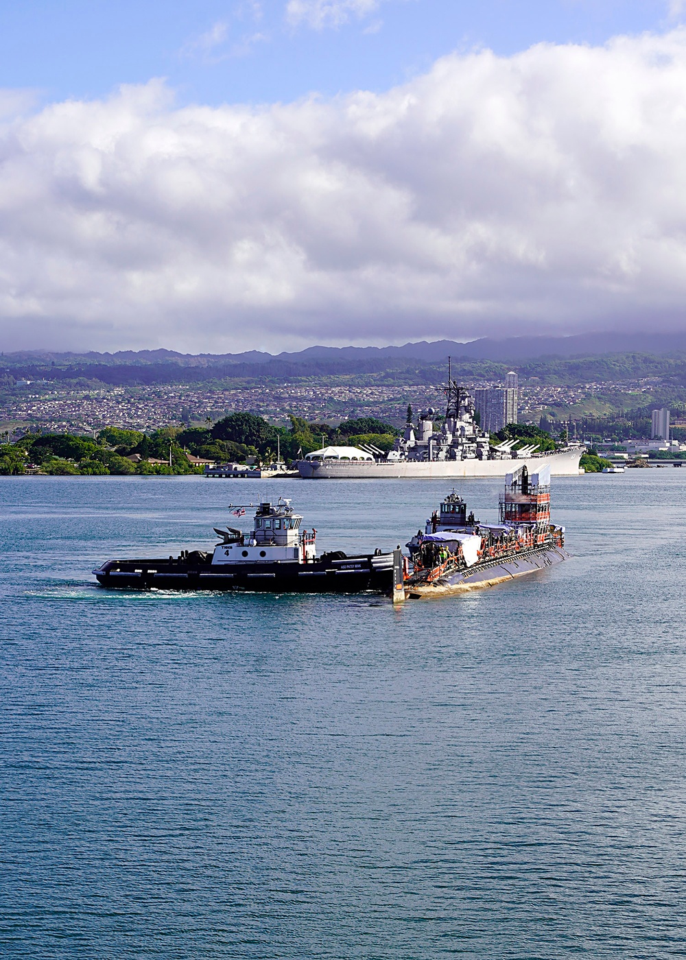 USS North Carolina (SSN 777) Enters Dry Dock