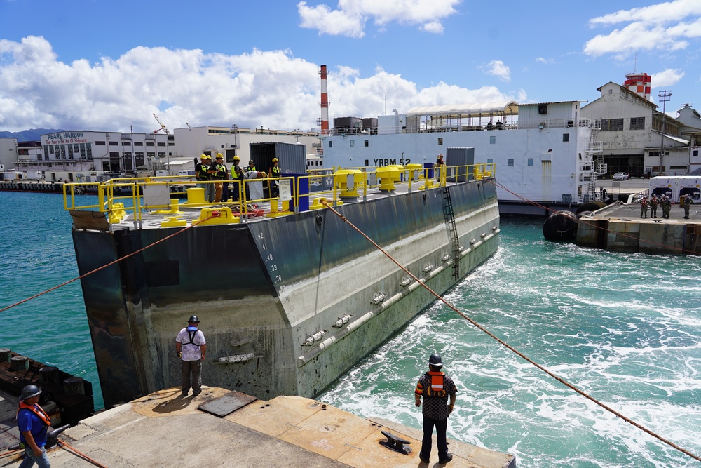 USS North Carolina (SSN 777) Enters Dry Dock