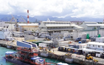 Pearl Harbor Naval Shipyard Begins USS North Carolina Submarine Maintenance