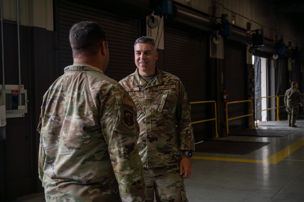 446th Airlift Wing leadership visits Port Dawgs