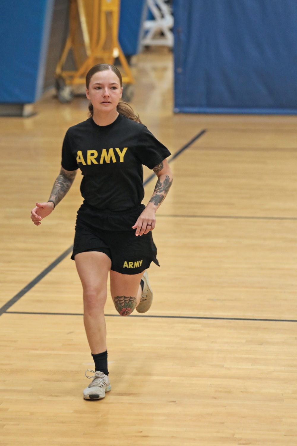 13th CSSB Soldiers take German Fitness Test