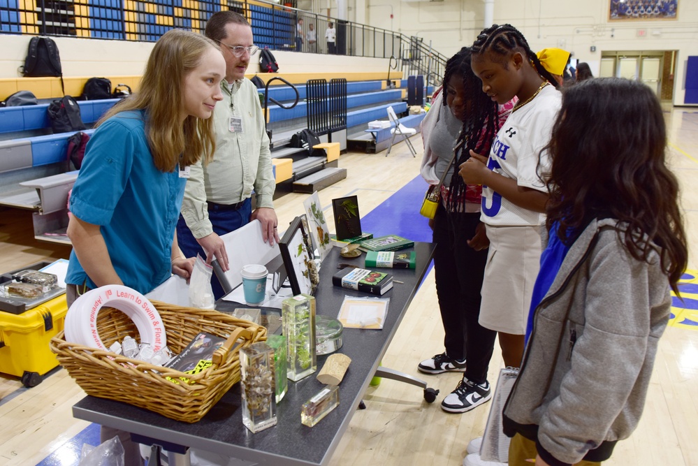 Employees highlight careers at Antioch Middle School STEAM event