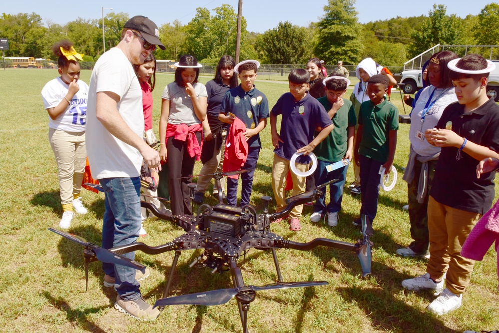 Employees highlight careers at Antioch Middle School STEAM event
