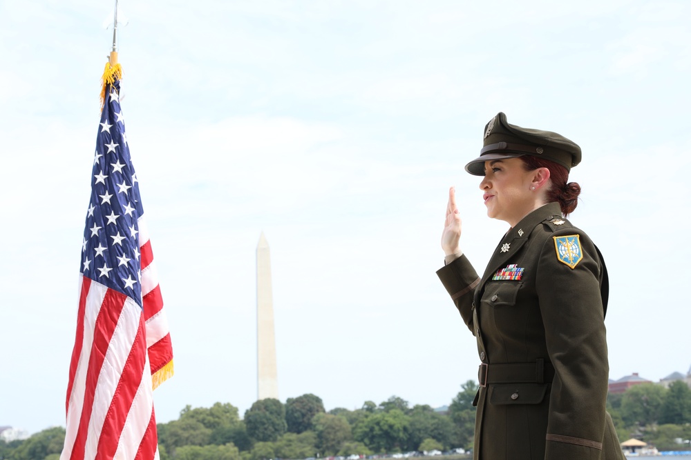 Officer promoted on the steps of Jefferson Memorial