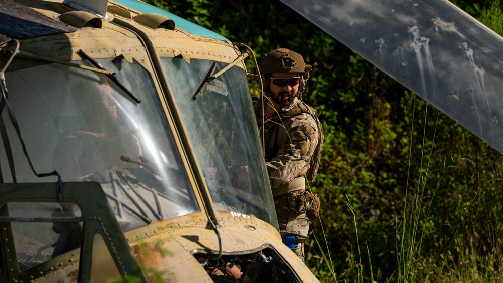 801st RHTS EOD sets standard with new course