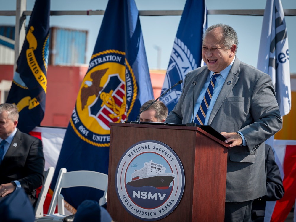 SECNAV Del Toro Visits Philly Shipyard