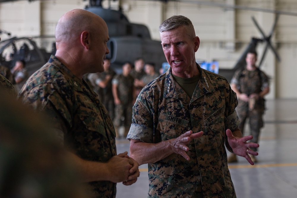 The 39th Commandant of the Marine Corps, Gen. Smith, visits Marines of 1st MAW