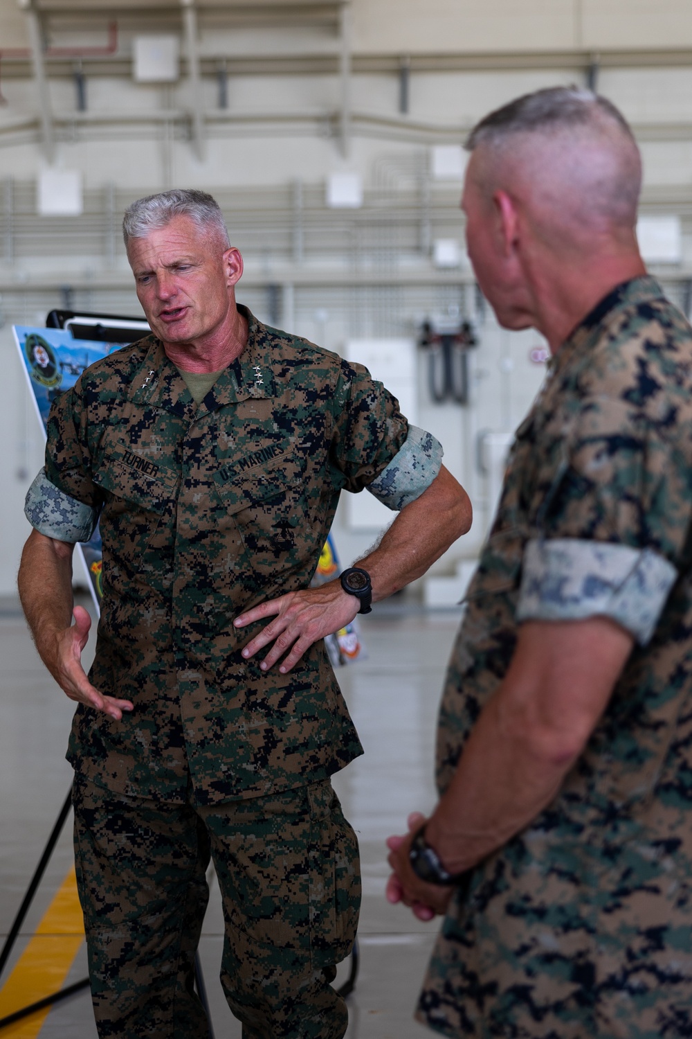 The 39th Commandant of the Marine Corps, Gen. Smith, visits Marines of 1st MAW