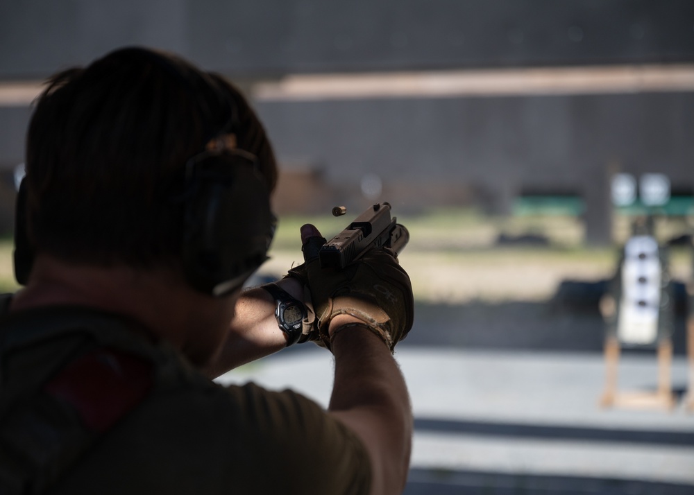 U.S. Green Berets maintain marksmanship skills with ROK partners during routine training