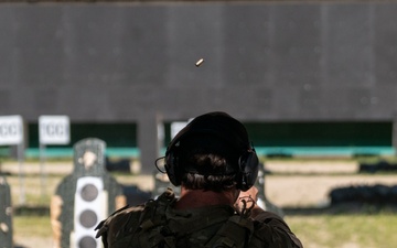 U.S. Green Berets maintain marksmanship skills with ROK partners during routine training