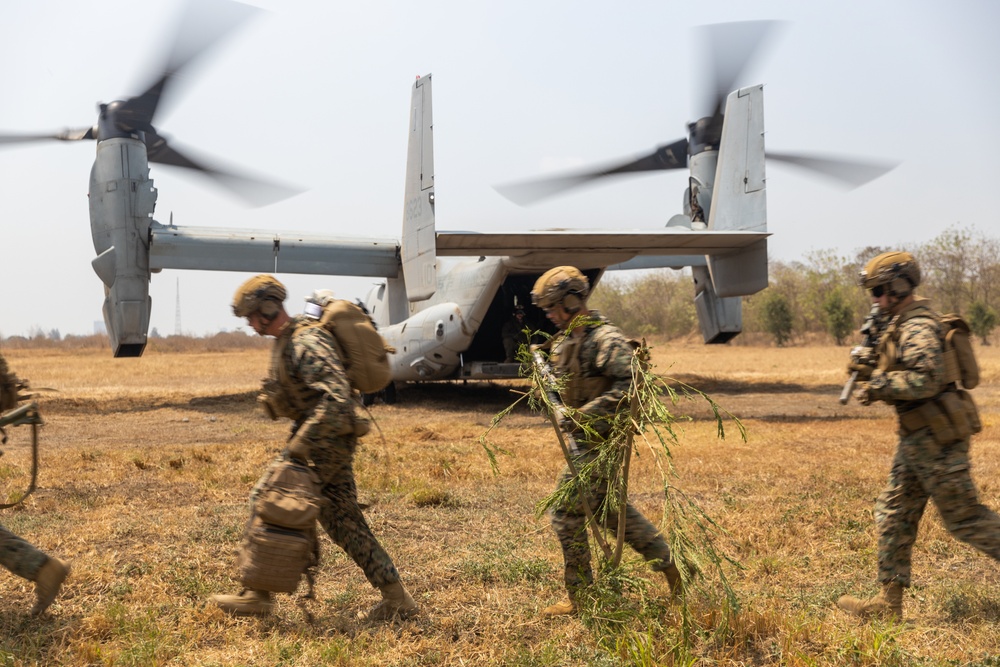 1st Bn., 1st Marines rehearses on, off drills with members of the Indonesian National Armed Forces during Super Garuda Shield 2024