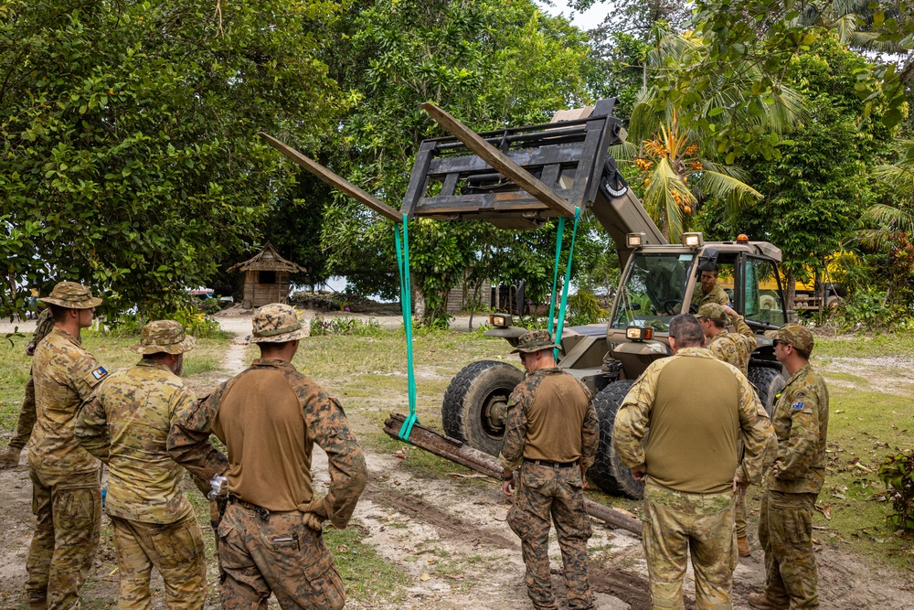 MRF-D 24.3: CLB-5 (Rein.) Marines, ADF service members remove explosive remnants of war during Operation Render Safe 2024-2