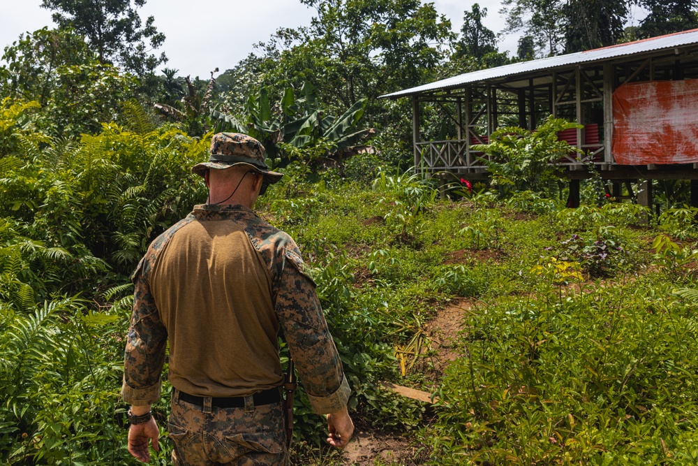 MRF-D 24.3: CLB-5 (Rein.) Marines, ADF service members remove explosive remnants of war during Operation Render Safe 2024-2