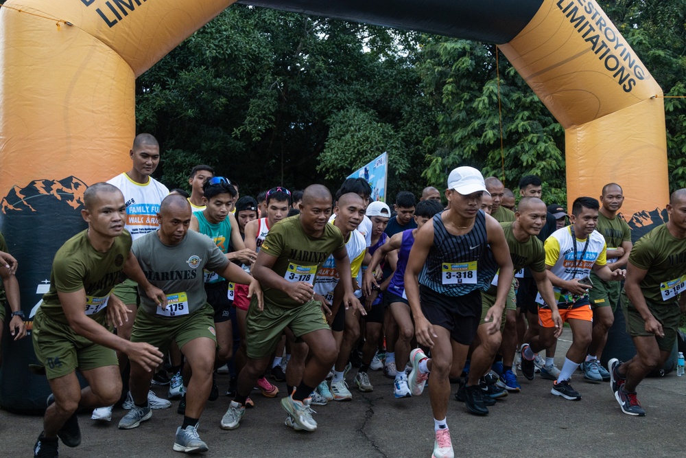 Marine Special Operations Company – Philippines participate in “Family Fun Walk &amp; Run” event in Zamboanga, Philippines